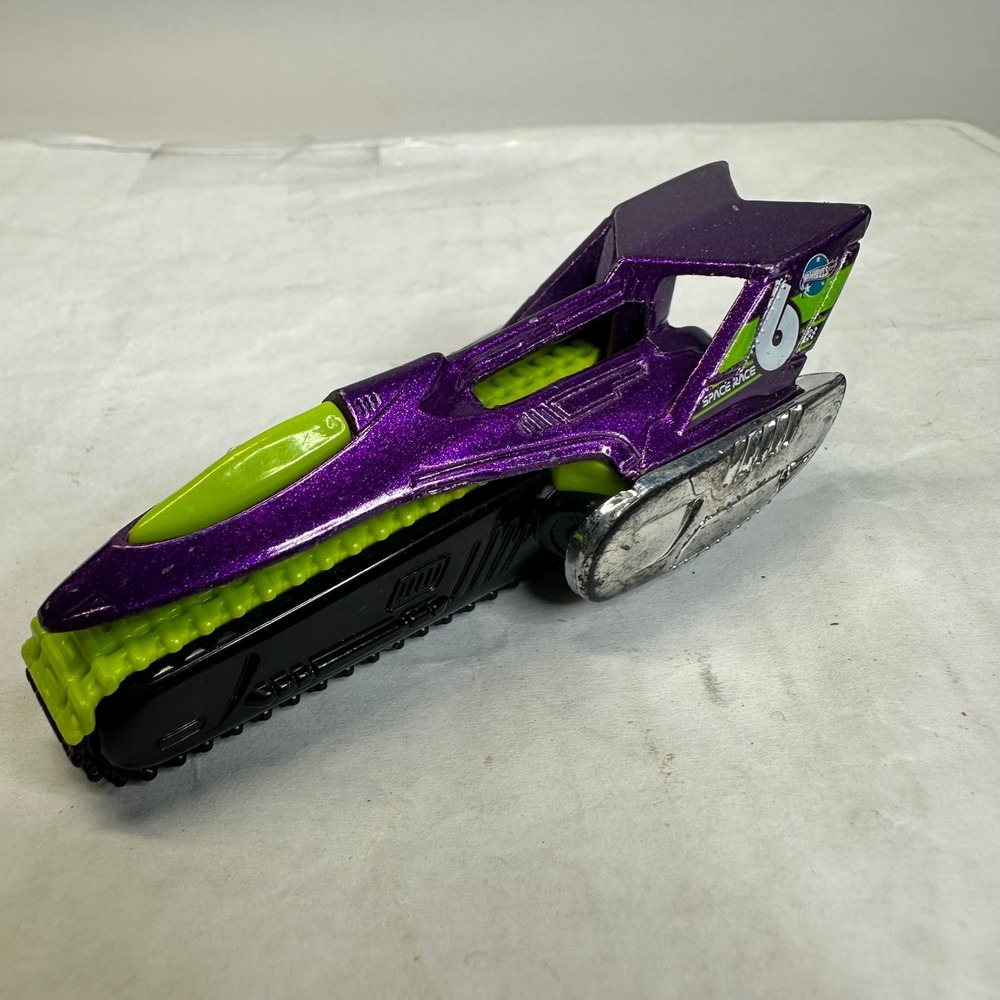 Hot Wheels Tread Air Space Race Purple Green Diecast Tank Car 2009 Mattel 1186 - Picture 4 of 7